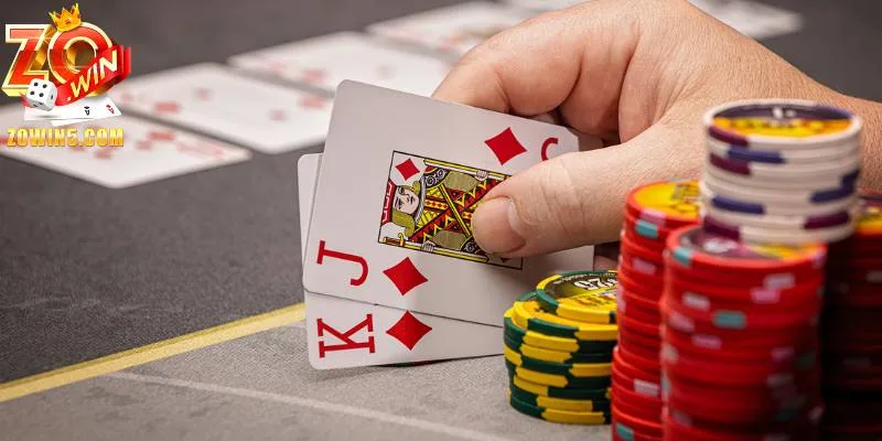 Poker - Đánh Bài Giải Trí, Rèn Trí Tư Duy Cực Hay Tại Zowin 3 Thứ tự mạnh yếu của các tay bài Poker bạn nên biết